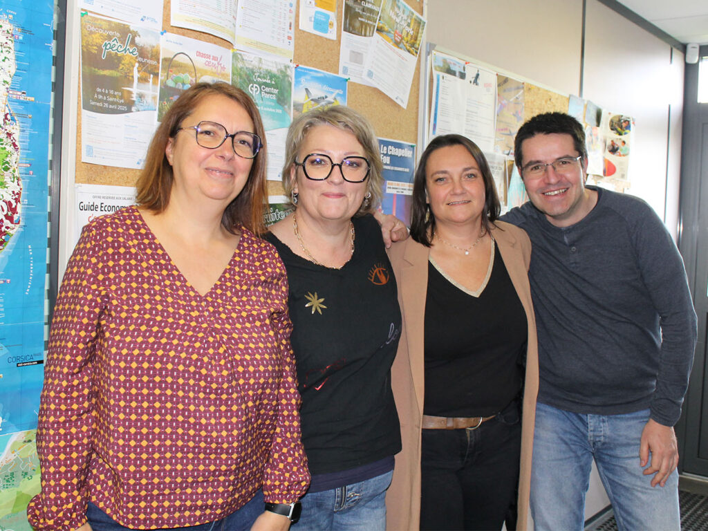 Christelle, Sandrine, Christelle et Christian